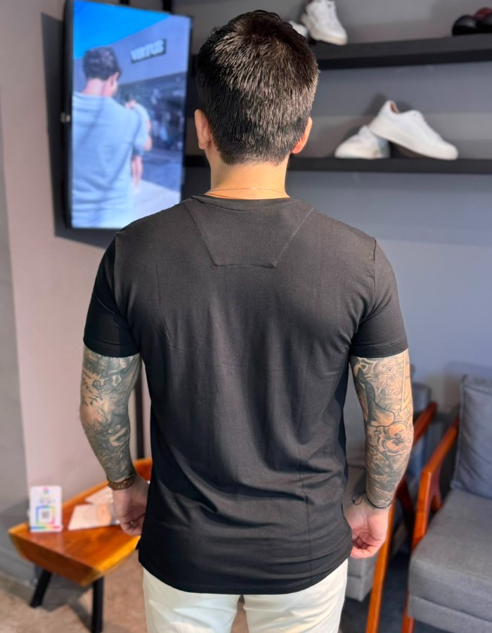 Produto t-shirt-tech-preto 1