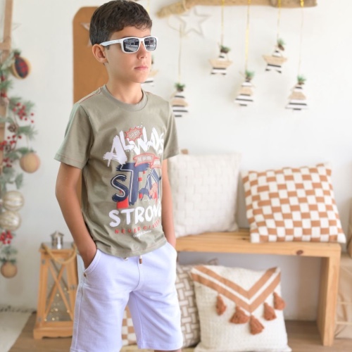Conjunto: estampada +bermuda branca 