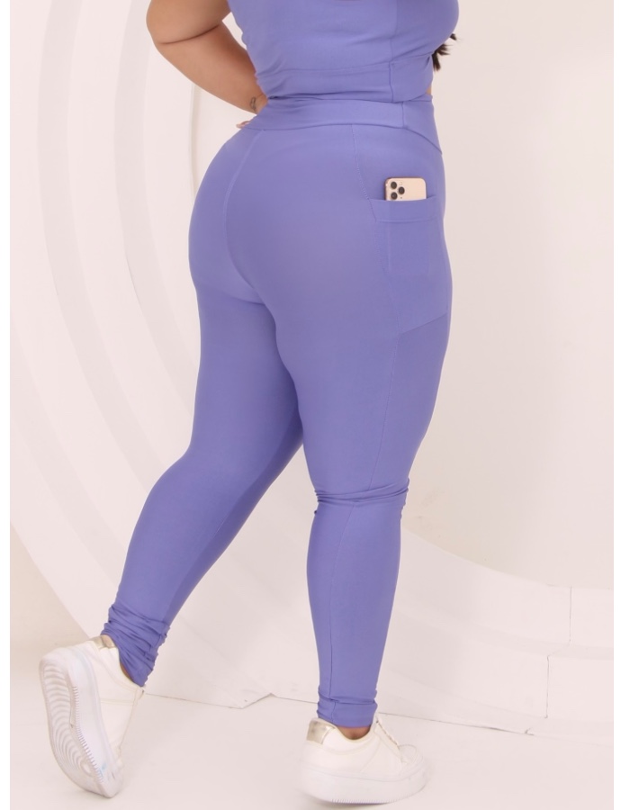 Calça com bolso nas laterais (SEM LOGO)