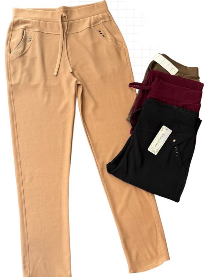 CALÇA EM MALHA