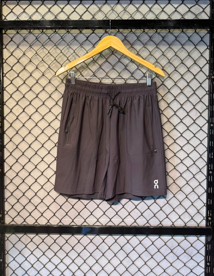 SHORT TREINO ON | CINZA ESCURO