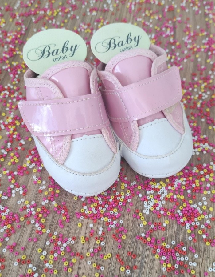 Tênis baby confort