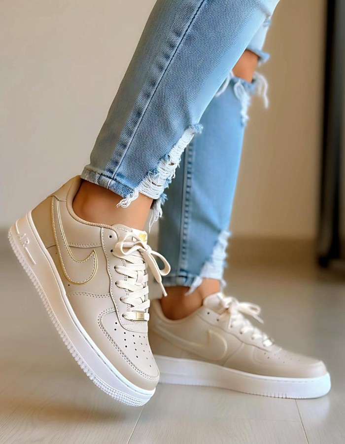 NIKE AIR FORCE DET