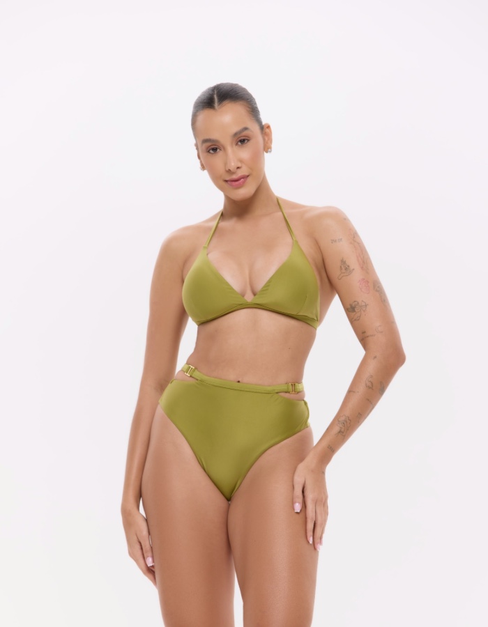 Biquini hot pant semi fio com recortes