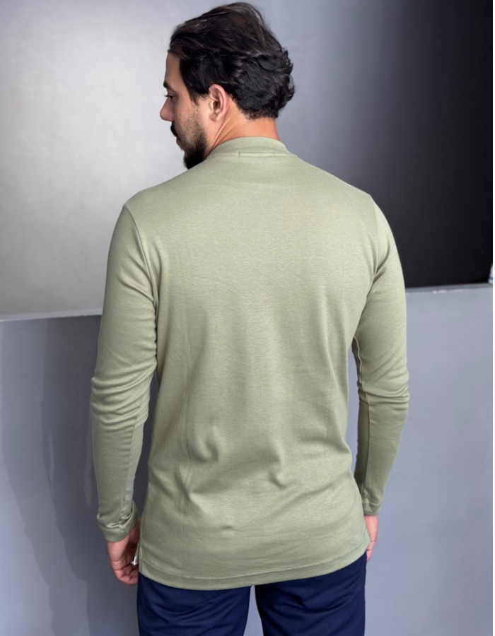 Produto suedine-gola-media-manga-longa-verde 1