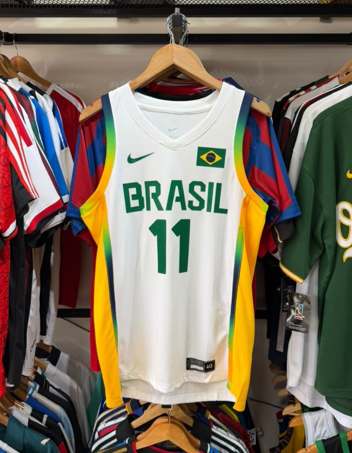 SELEÇÃO BRASIL II - GUI SANTOS 11