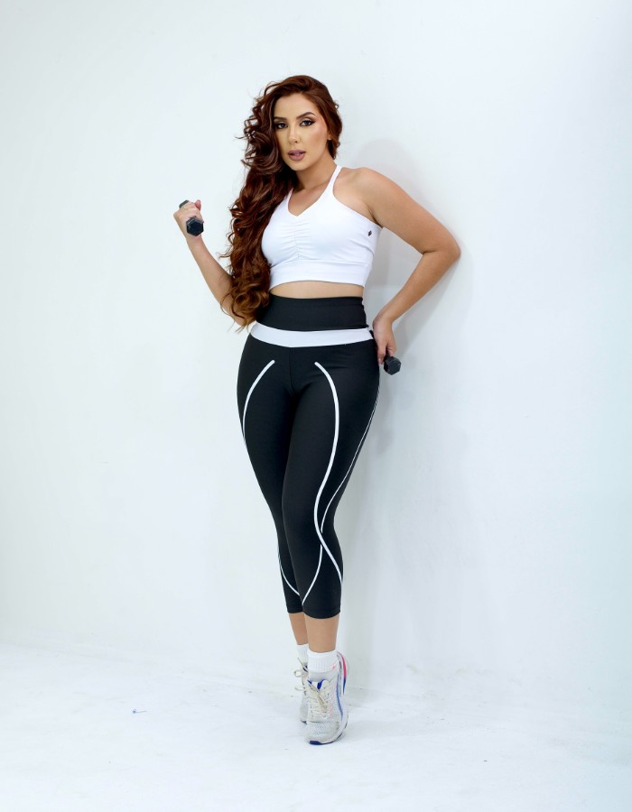 CALÇA CAPRI TRAÇOS 