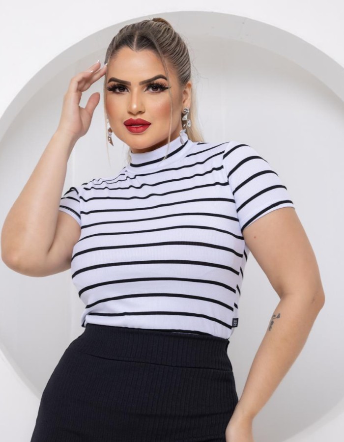 BLUSA COM MANGA