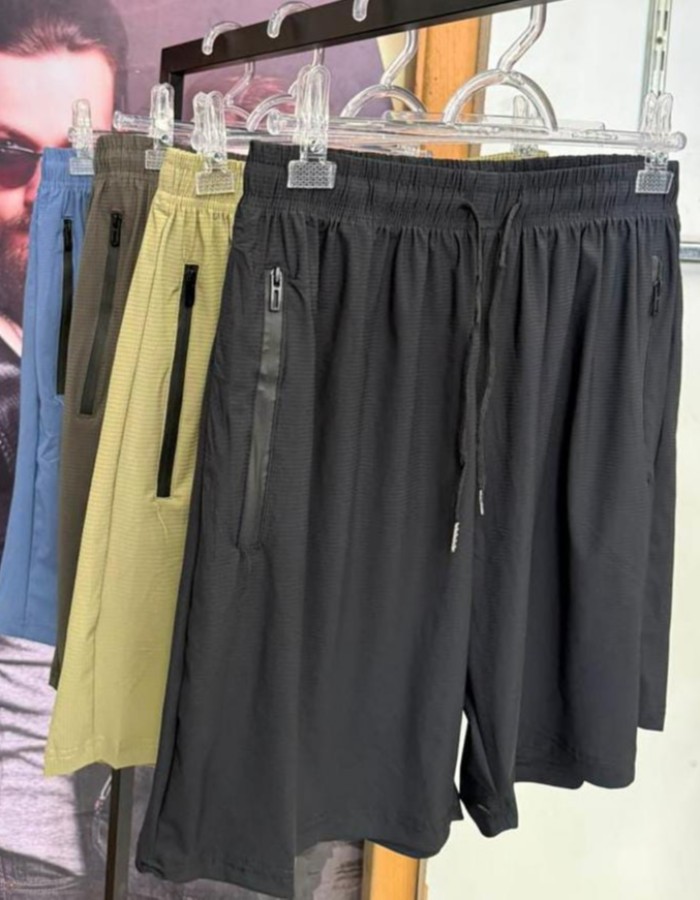 BERMUDA MASC. BOLSO C/ ZÍPER , BOLSO TRASEIRO EMBUTIDO COM ZÍPER -TACTELL COM ELASTANO