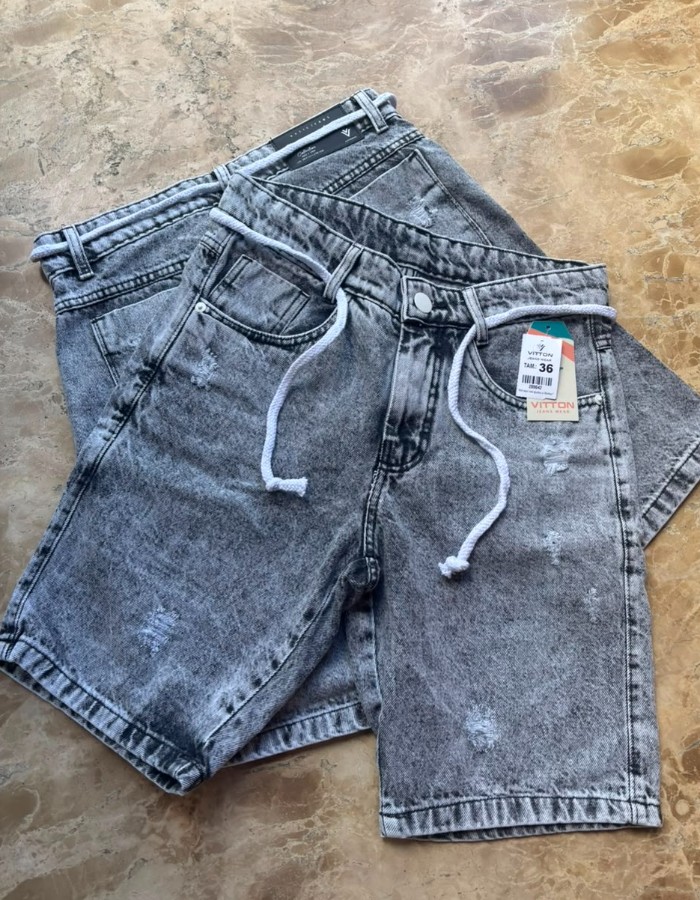BERMUDA MASCULINA GRAFITE CLARO 
