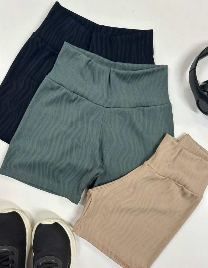 SHORT CÓS INTEIRO EM JACKARD