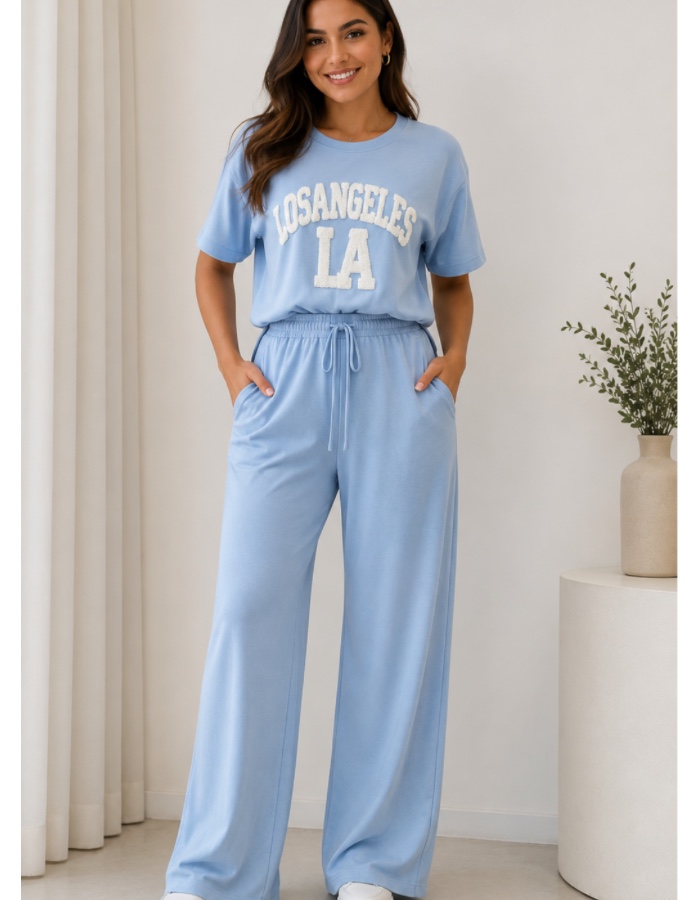 A conjunto Laiza 