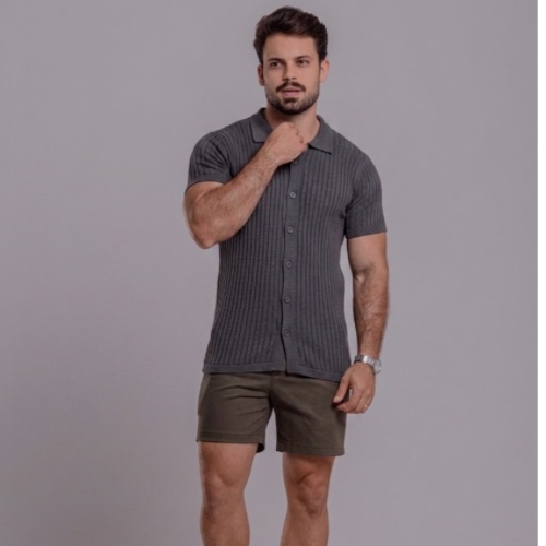 CAMISA TRICÔ CANELADA COM BOTÃO 