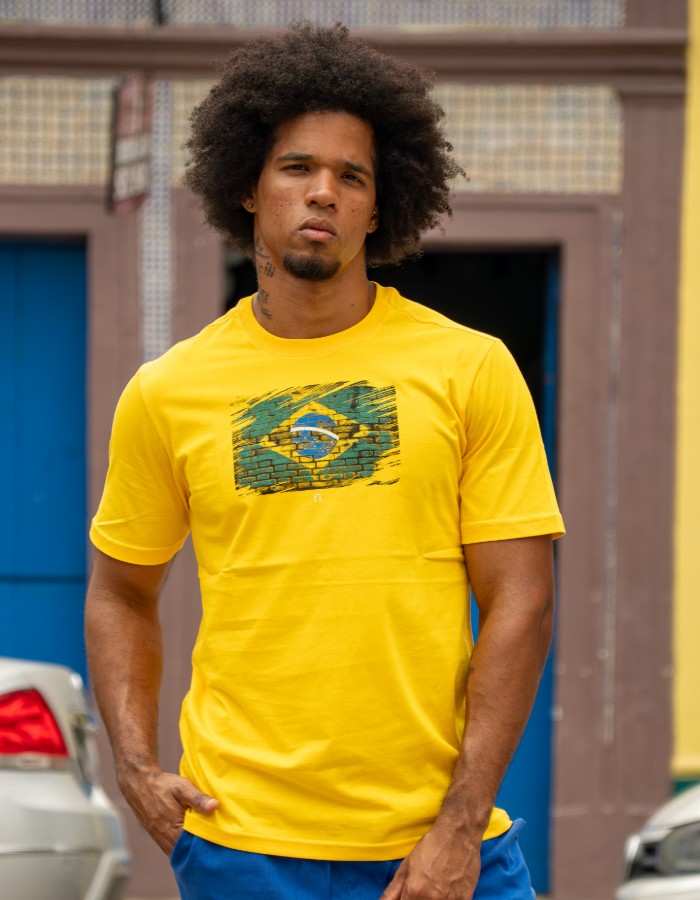 CAMISA DIFERENCIADA - BANDEIRA BRASIL PEITO