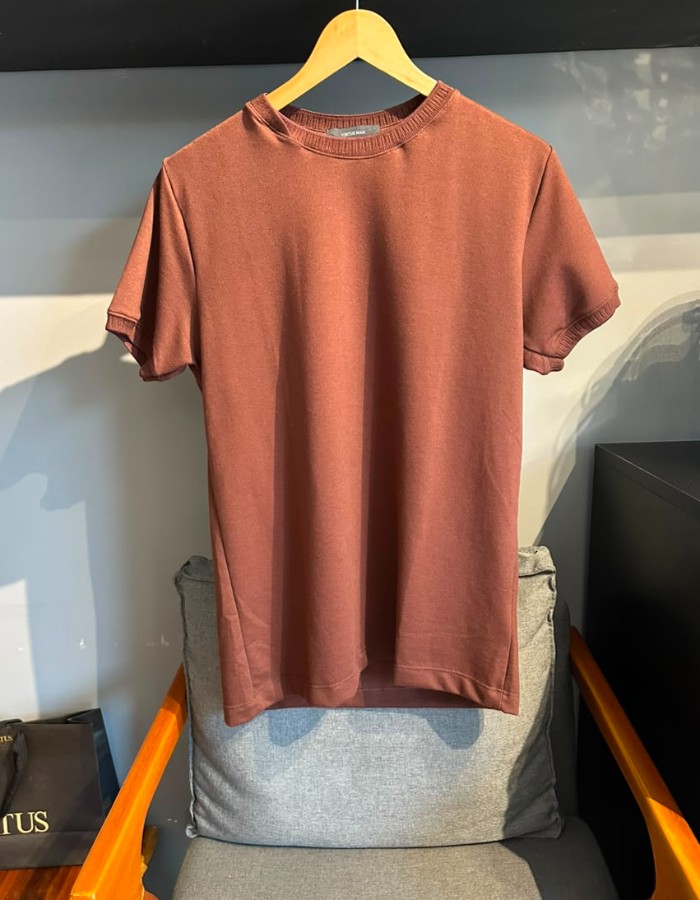 T SHIRT GOLA CRUZADA CAFÉ