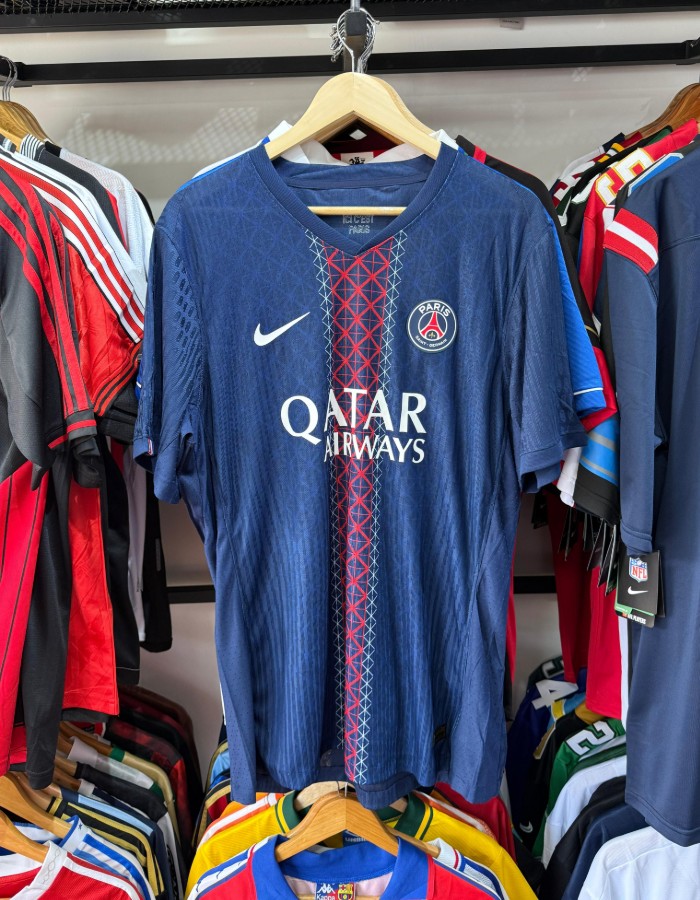 PSG - PARIS SAINT-GERMAIN 25/26 UNIFORME I VERSÃO JOGADOR
