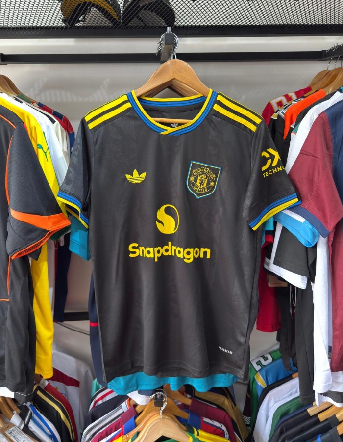MANCHESTER UNITED 25/26 ||| UNIFORME