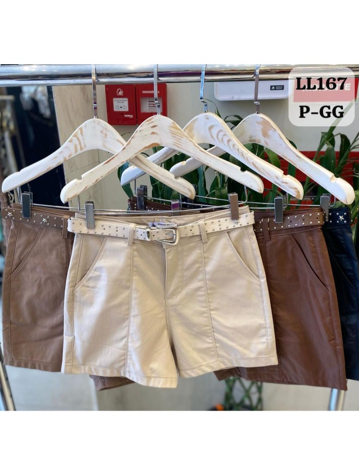 SHORT YANA