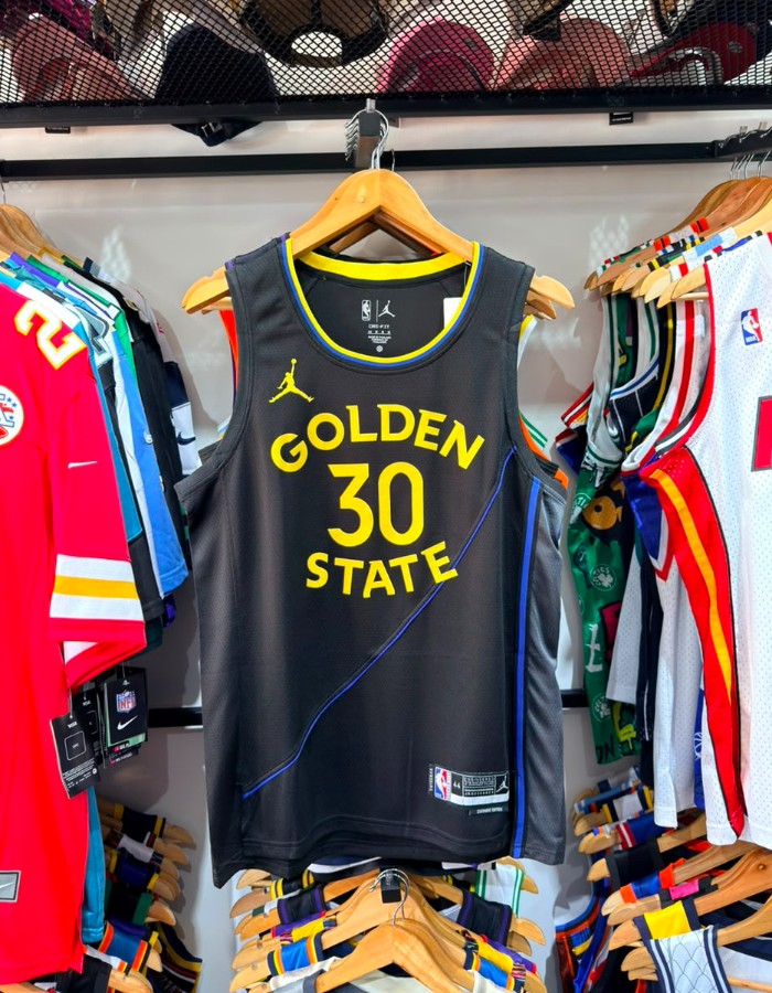 Golden state warriors - curry 30