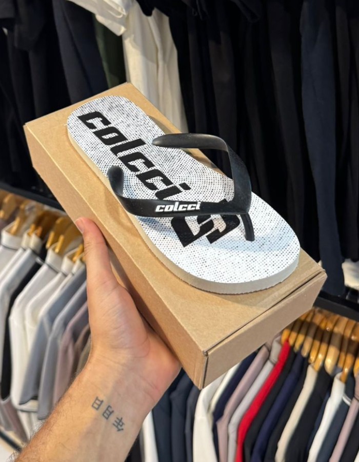 Chinelo Colcci 