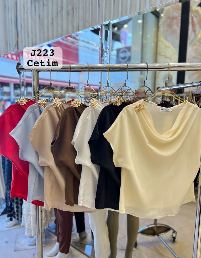 Blusa De Cetim