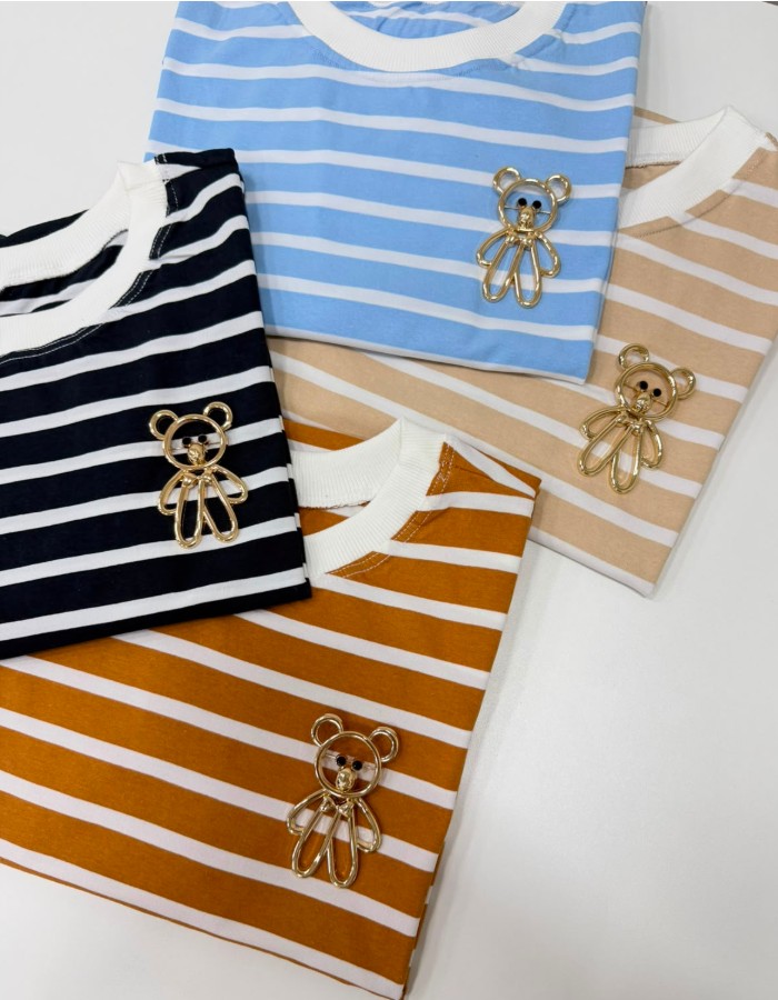 T-SHIRT LISTRADA URSO DOURADO
