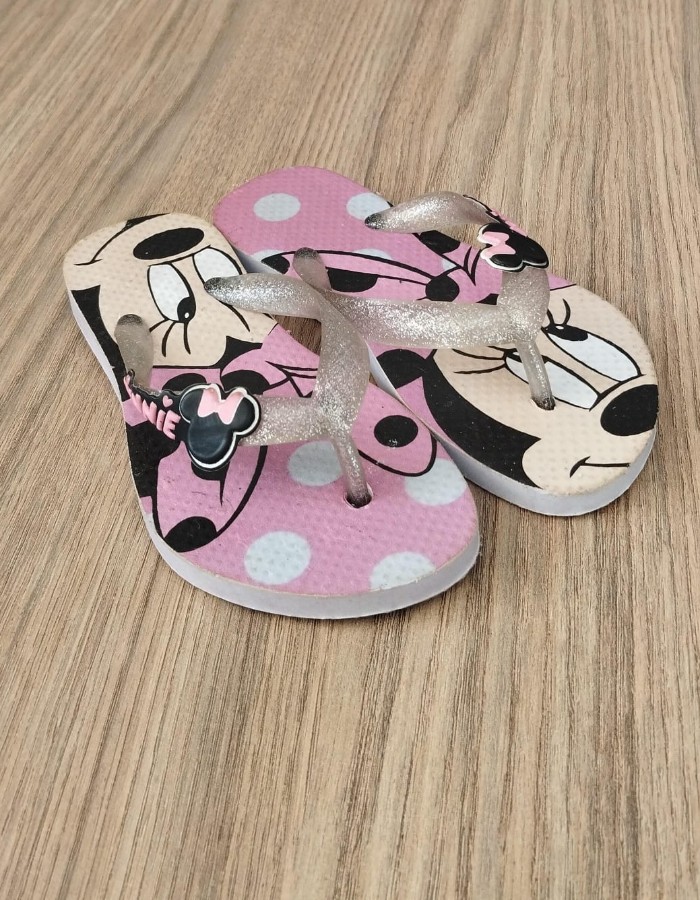 Chinelo personagem 