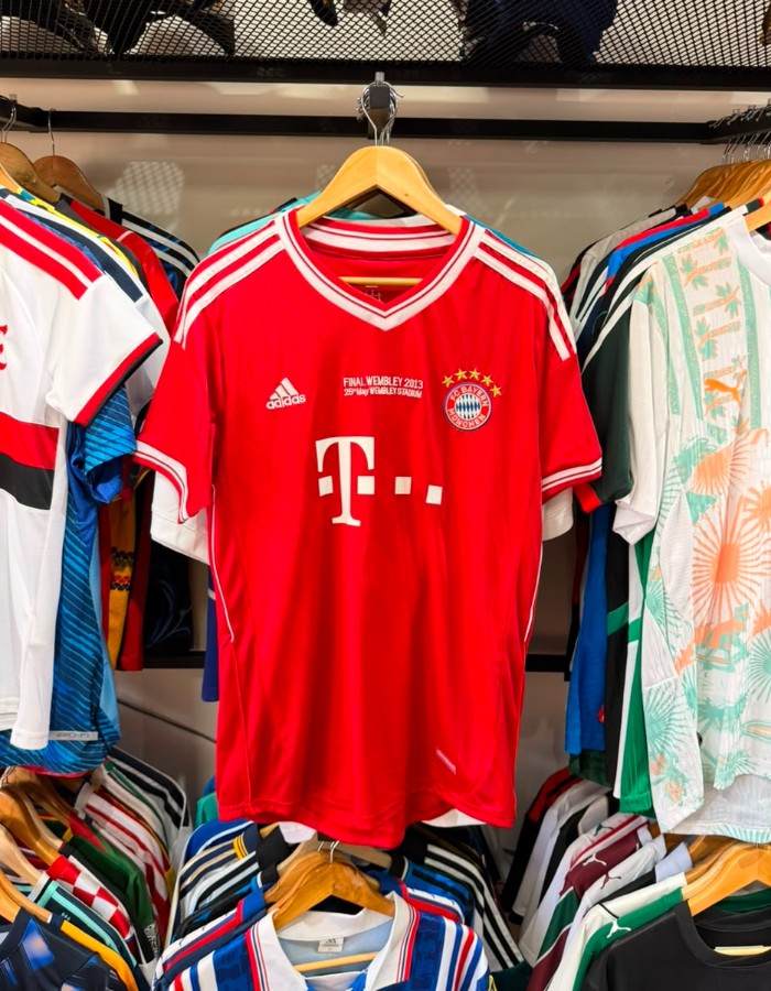 Bayern de Munique I 2013/14 - Roben 10