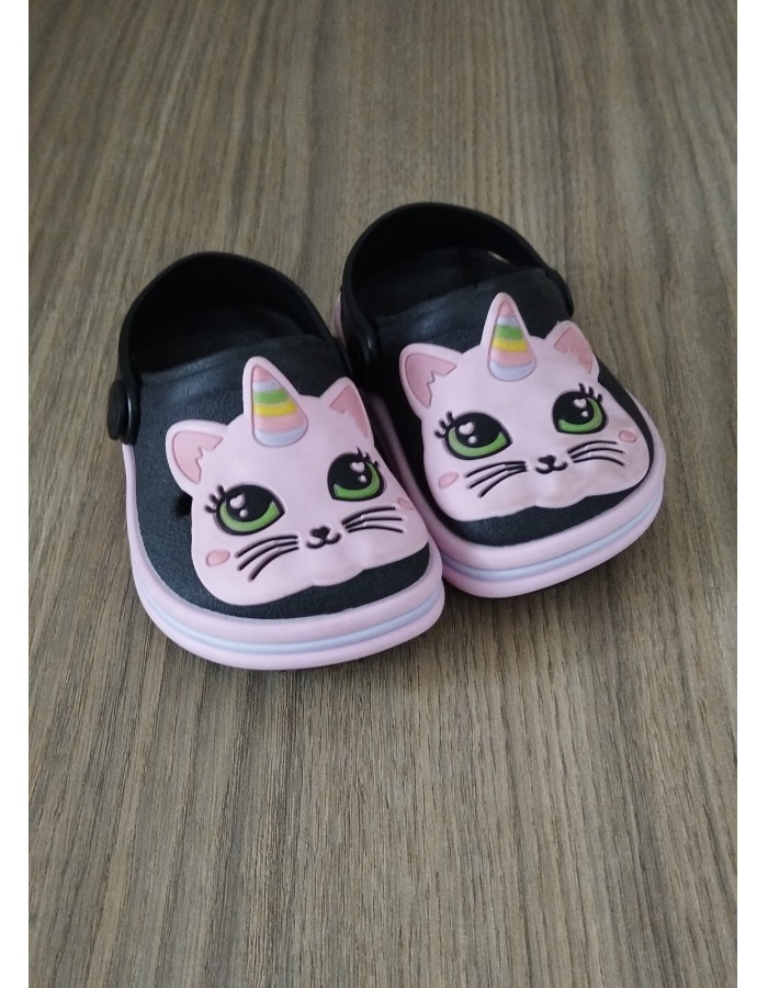 nilqi crocs
