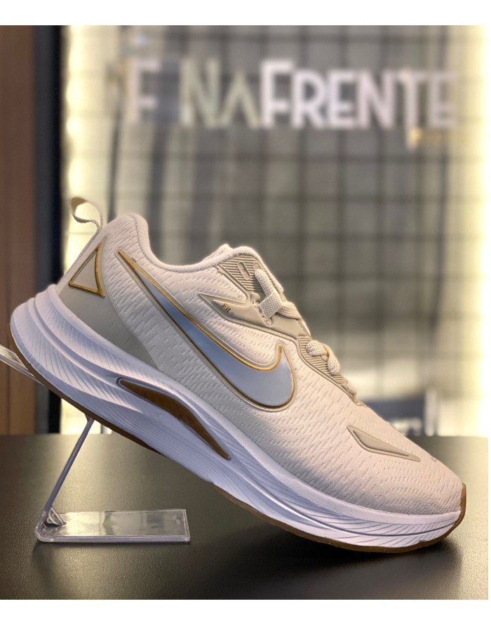 NIKE FIT-BEGE OFF