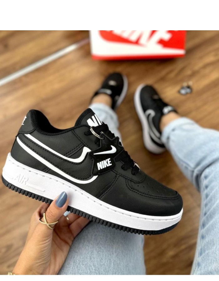Tênis Nike