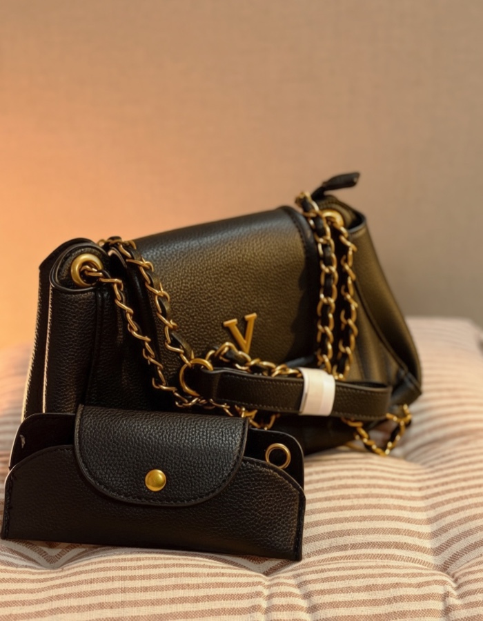 BAG SABRINA | acompanha porta óculos.