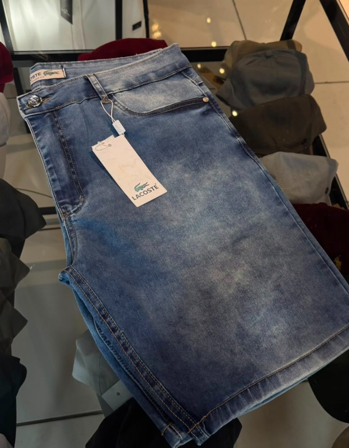 Short Lacoste 