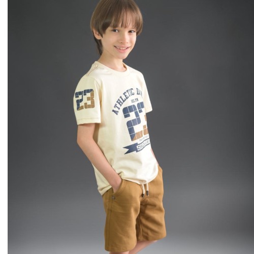 Camisa bege com bermuda caramelo 