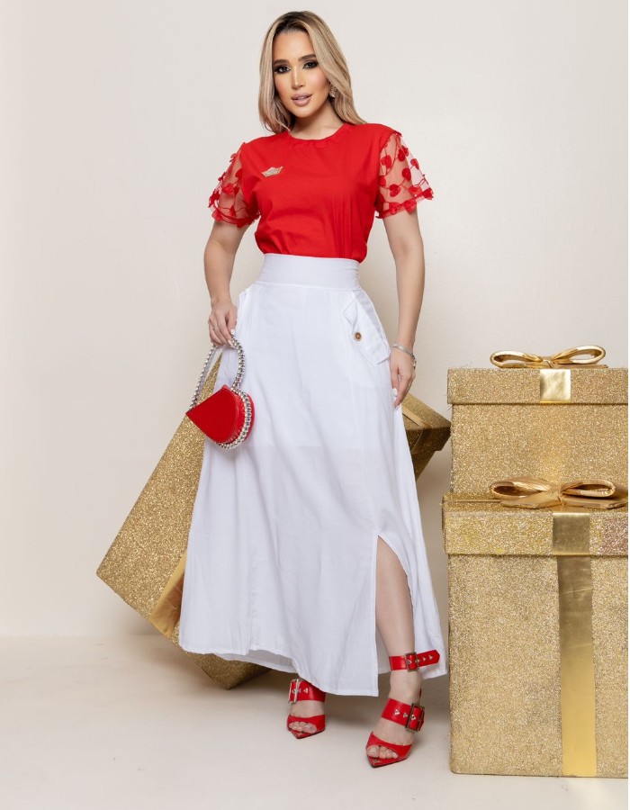CONJUNTO TEE COROA E SAIA DE FENDA