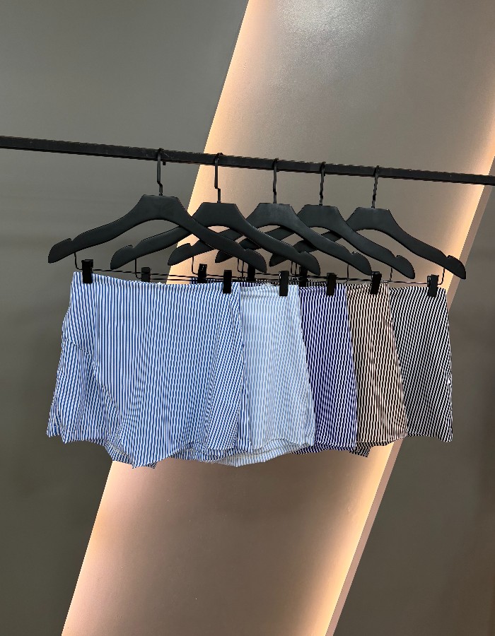 SHORT SAIA LISTRADO