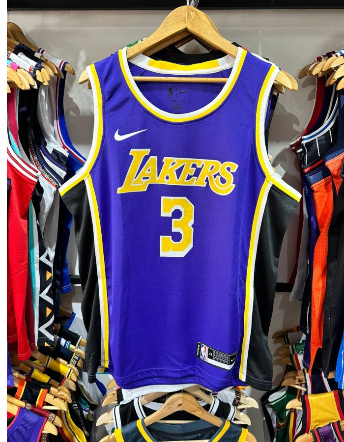 Lakers davis 3