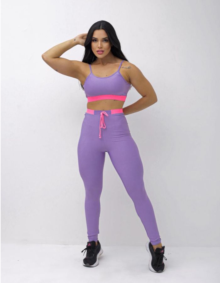 CONJUNTO CALÇA E TOP 