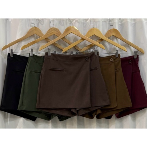 SHORT SAIA