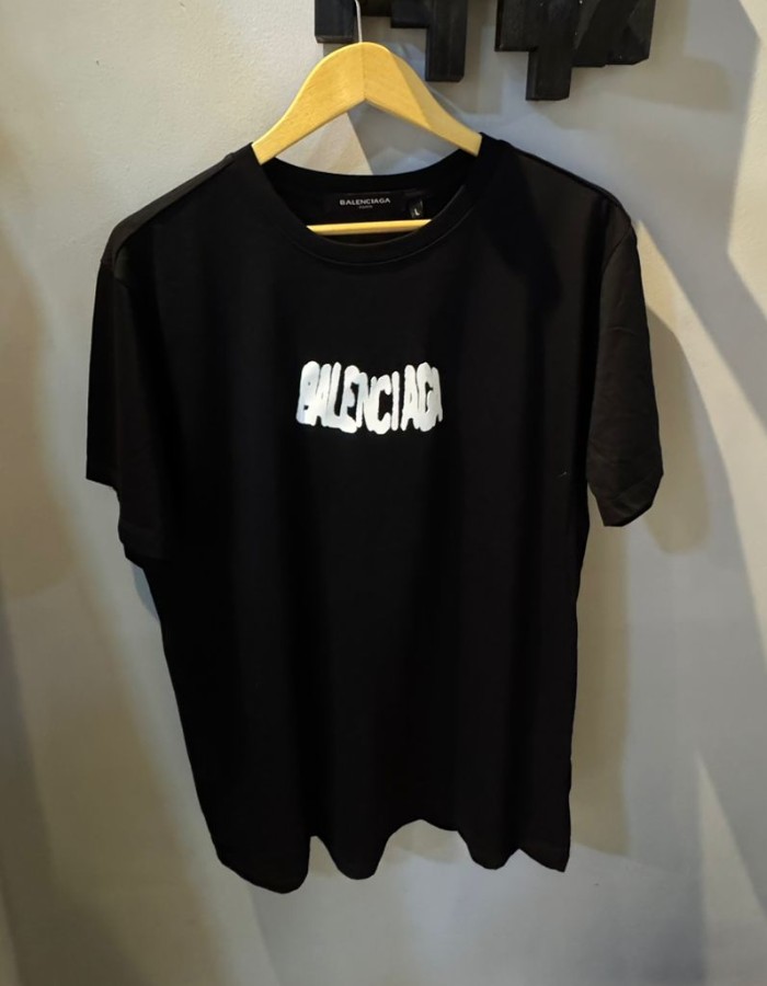 T-shirt Balenciaga