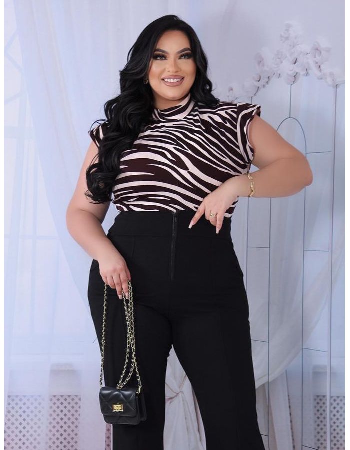 Croped estilo muscle tee (ESTAMPA ÚNICA)