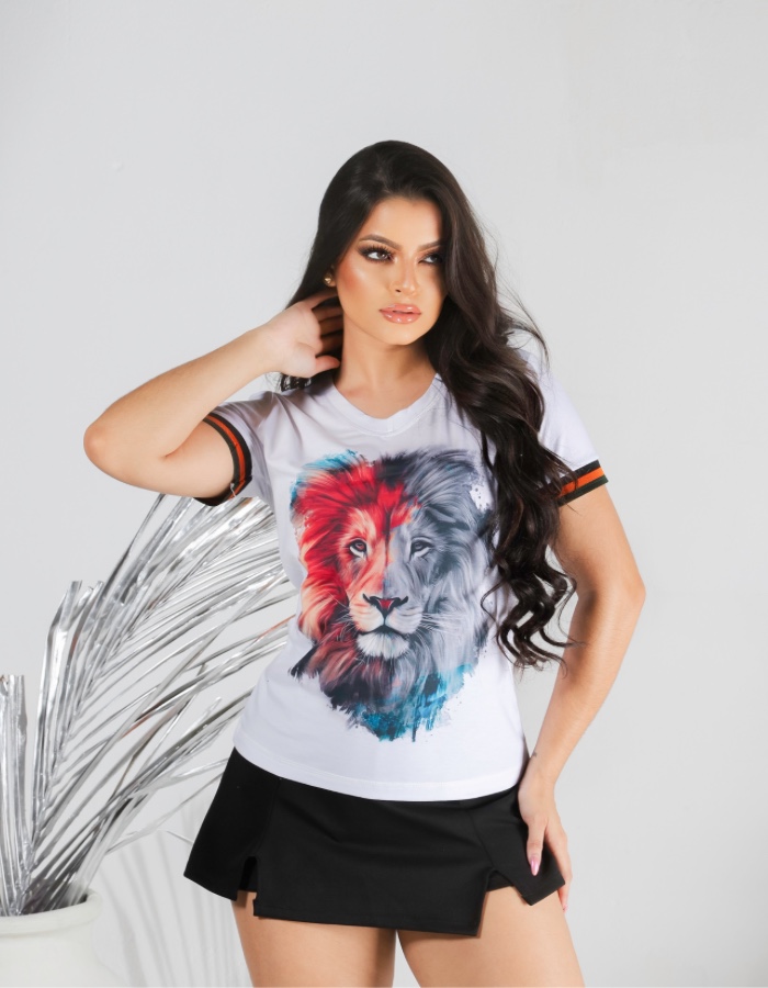 T-SHIRT DE PUNHO LEÃO 