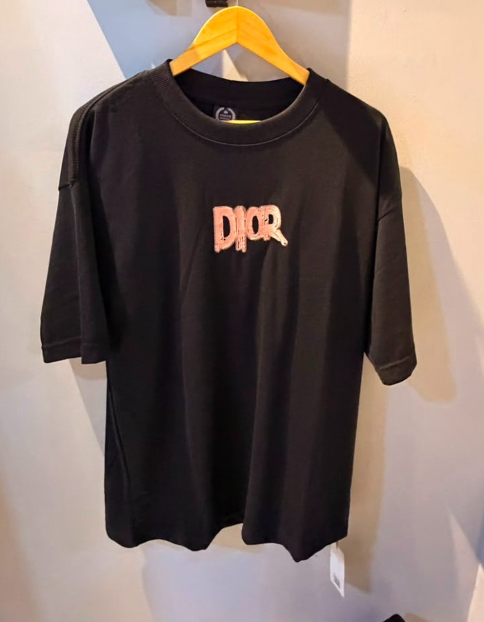 Oversized Dior 