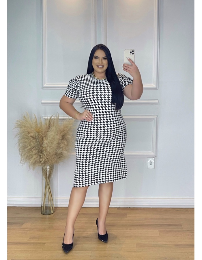 Vestido tubinho princesa com fendas laterais