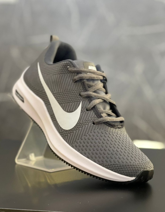 NIKE ZOOM CINZA 