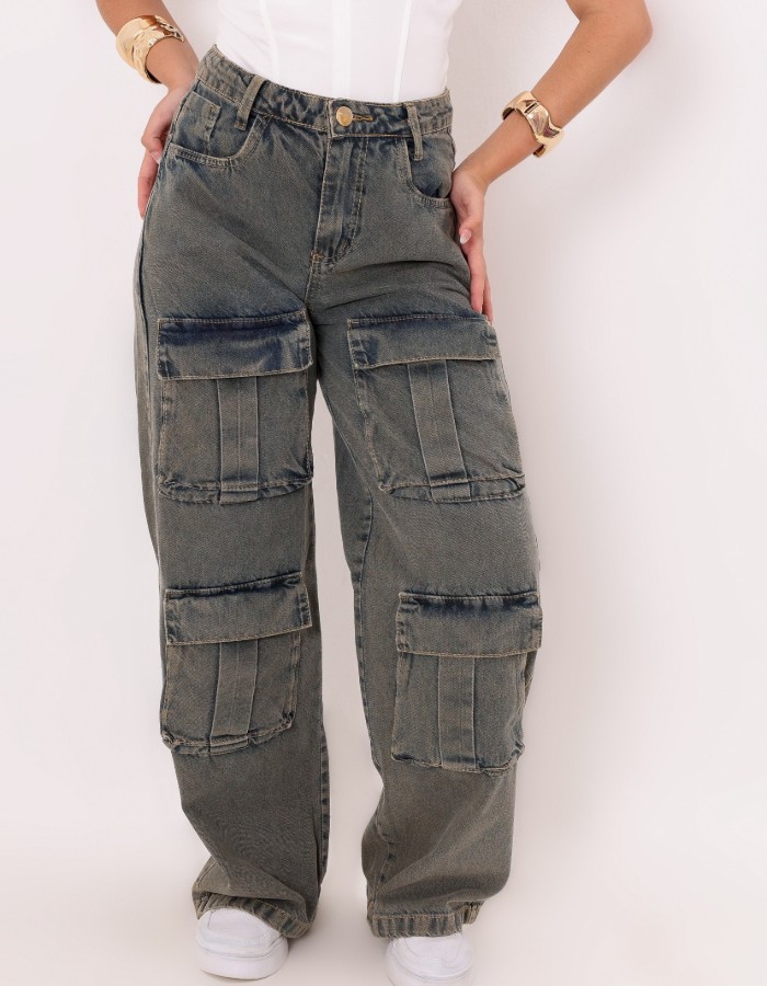 CALÇA JEANS SUJINHO DESGRADEADA