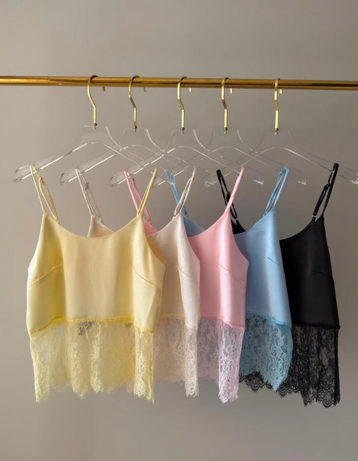 BLUSA SEDA COM RENDA