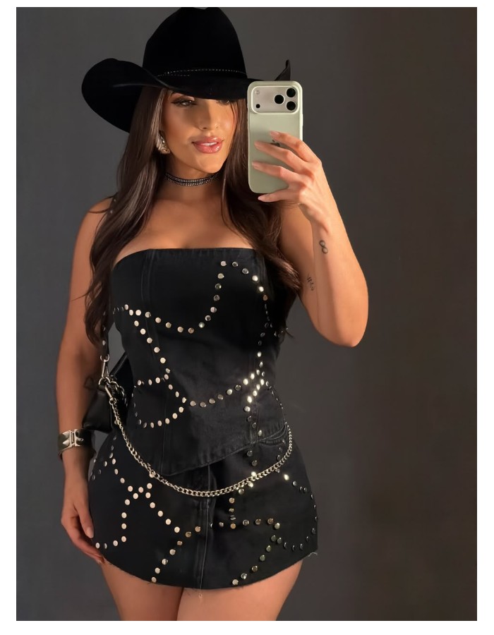 cropped Bella